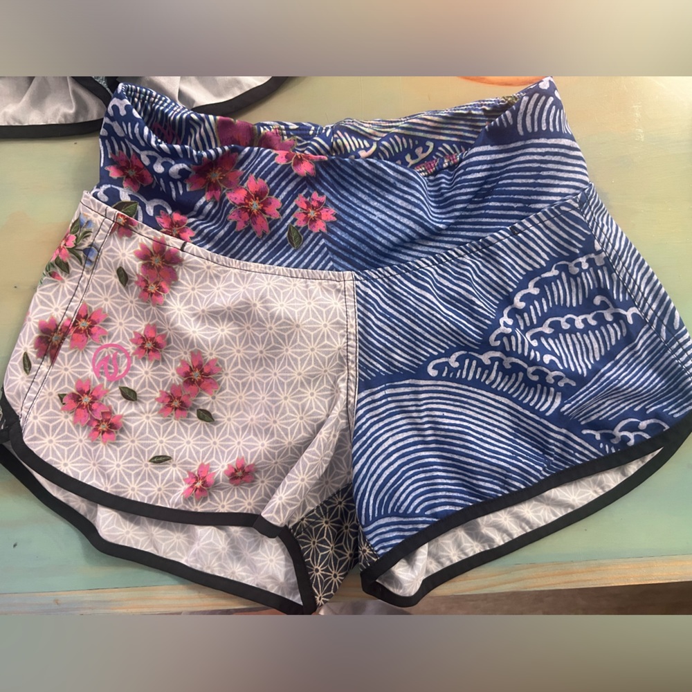 InkNBurn shorts. Size 4